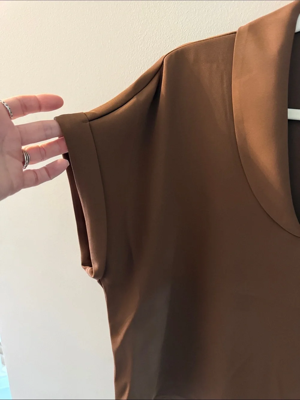 MELLODAY Brown Draped Collar Short Sleeve Top, NWTs, L